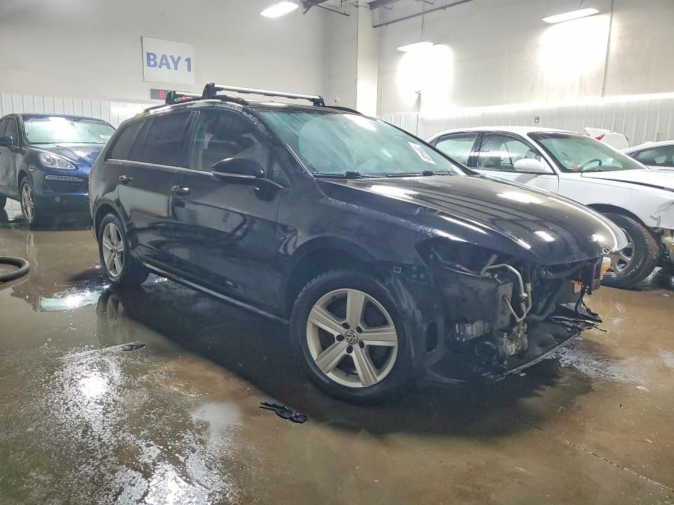 2015 Volkswagen Golf Sportwagen tdi s