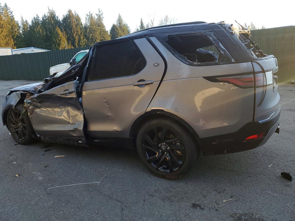 2023 Land Rover Discovery s R-dynamic