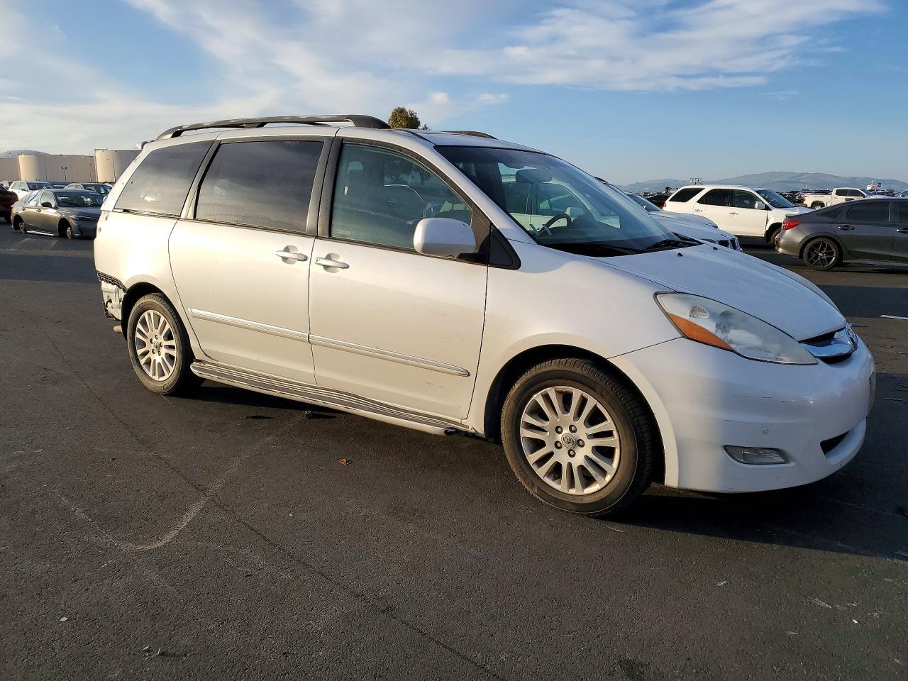 2008 Toyota Sienna xle
