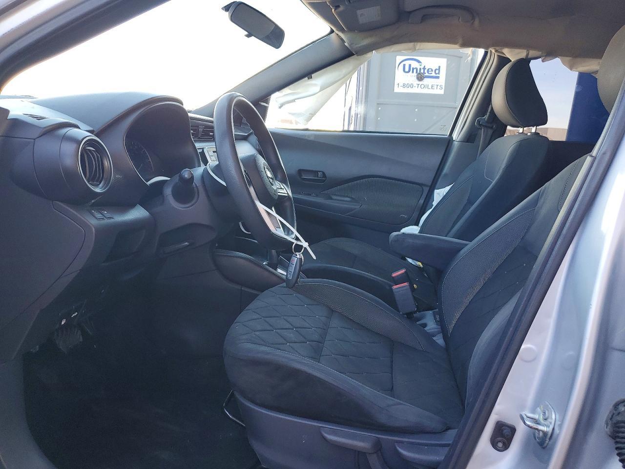 2018 Nissan Kicks s