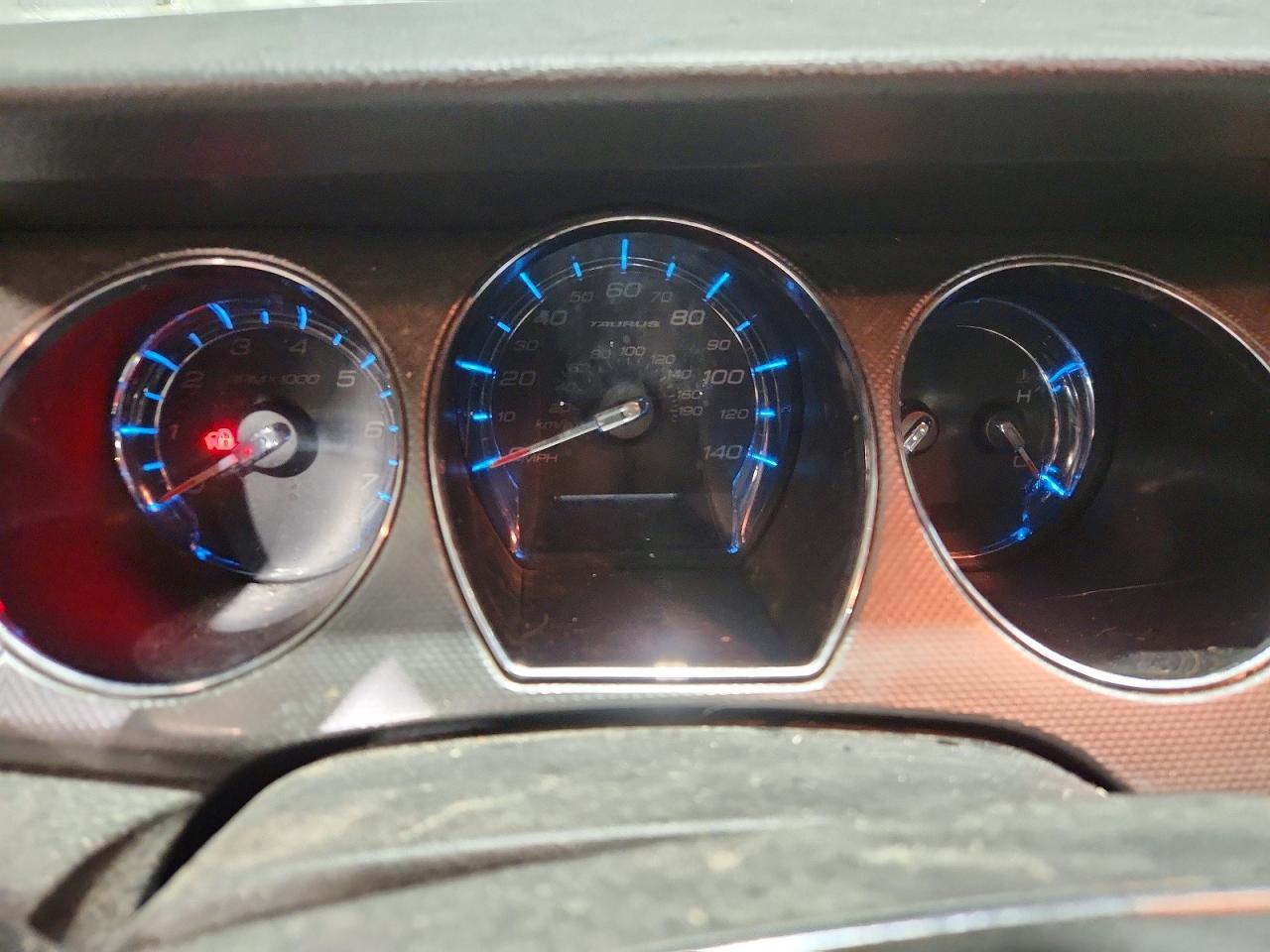 2010 Ford Taurus sel