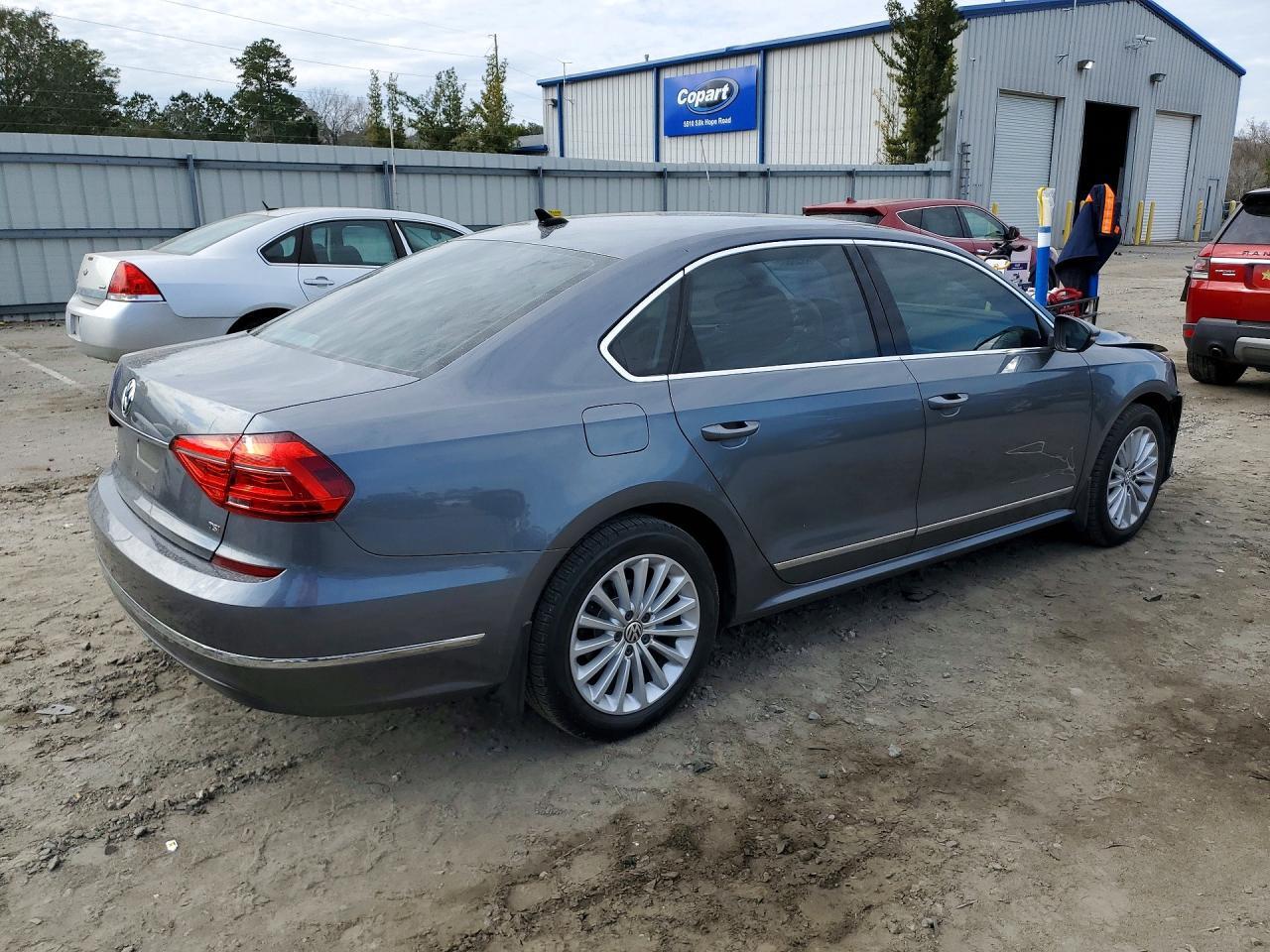 2016 Volkswagen Passat se