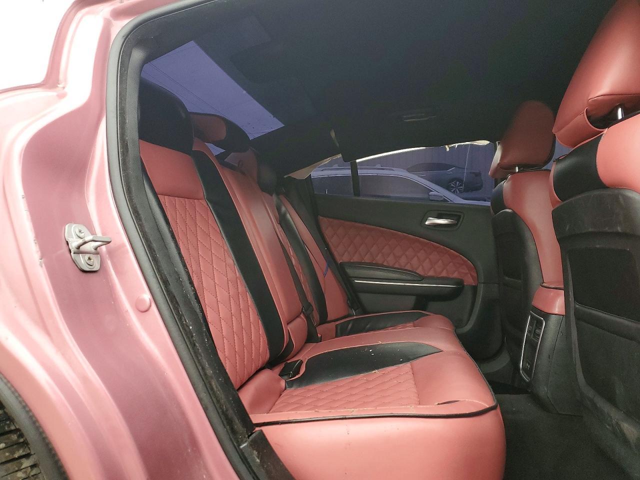 2016 Dodge Charger r