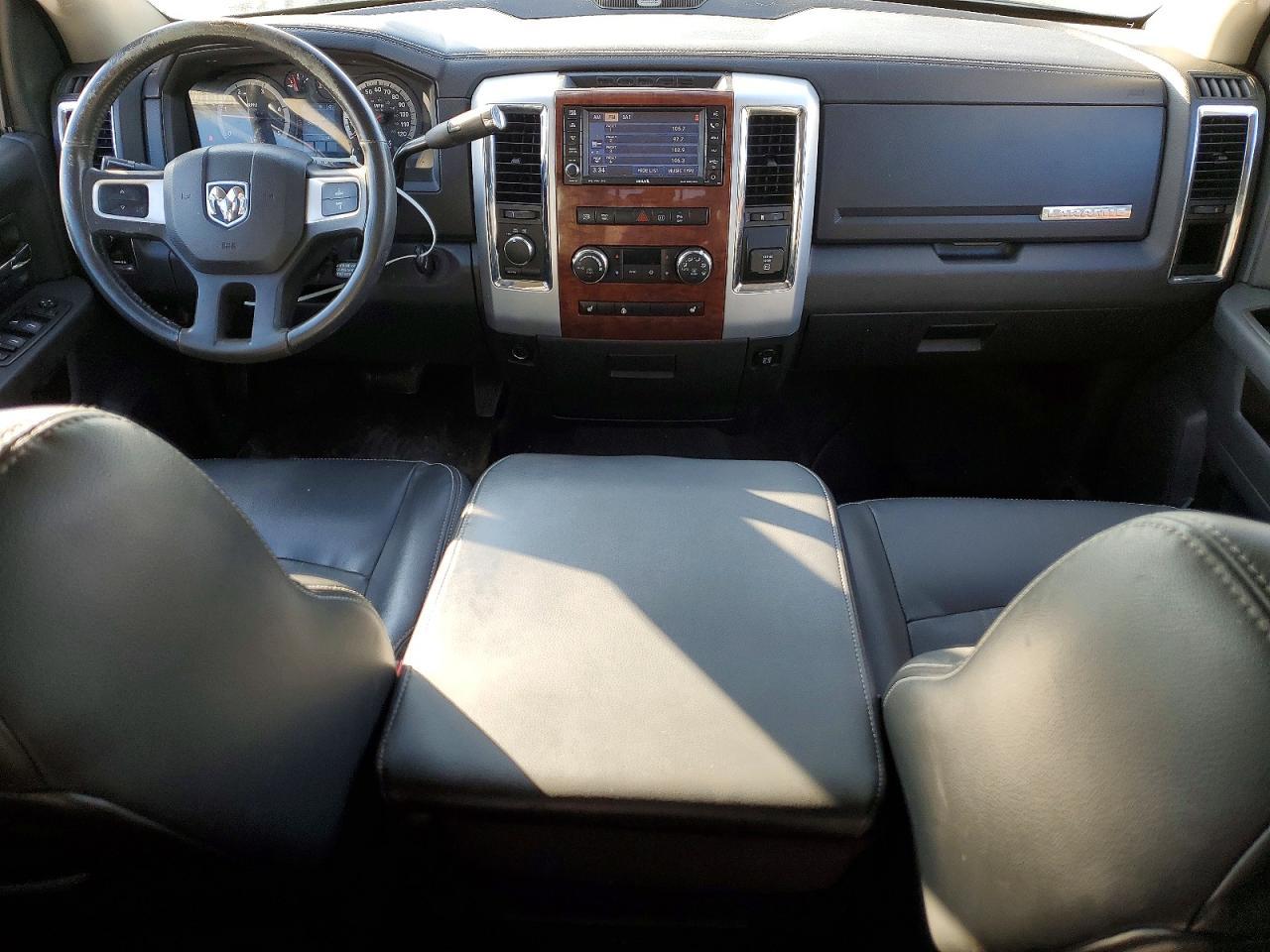 2010 Dodge 2010 Dodg RAM 3500 Laramie MEG