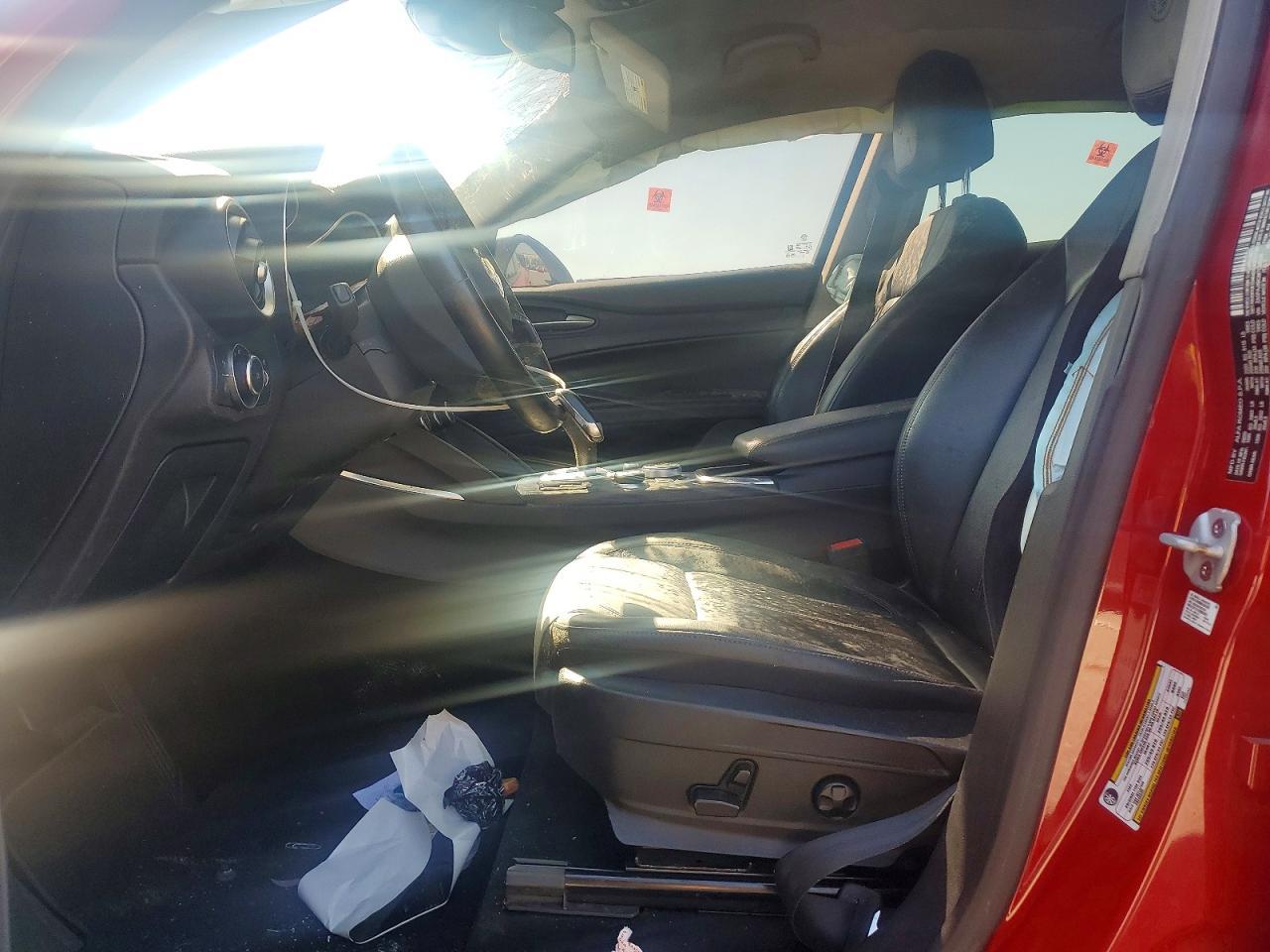 2021 Alfa Romeo Stelvio Sport