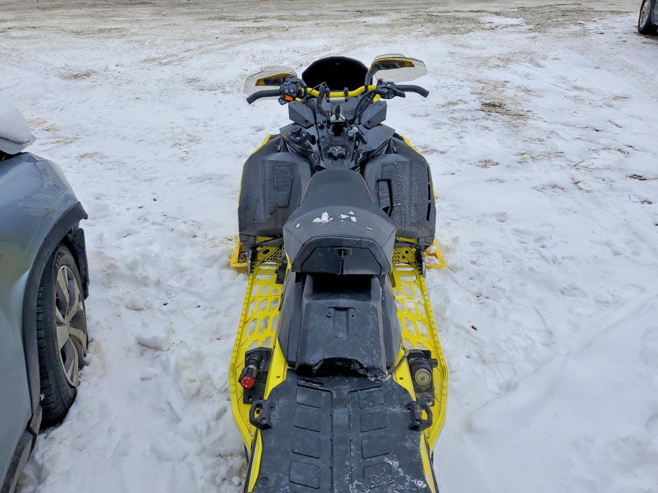2021 Skidoo Renegade