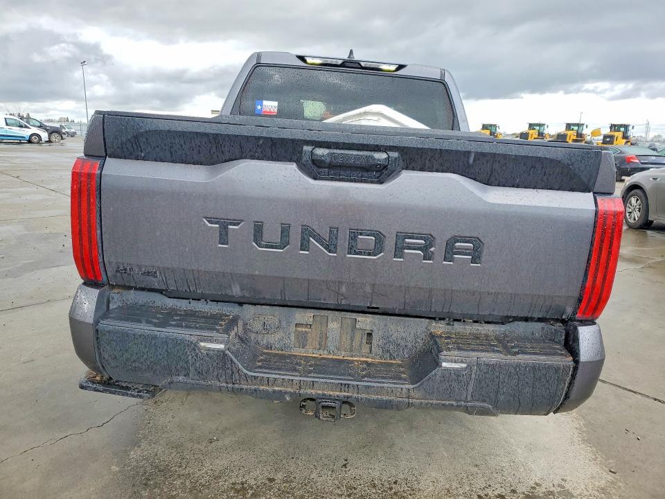 2025 Toyota Tundra SR5