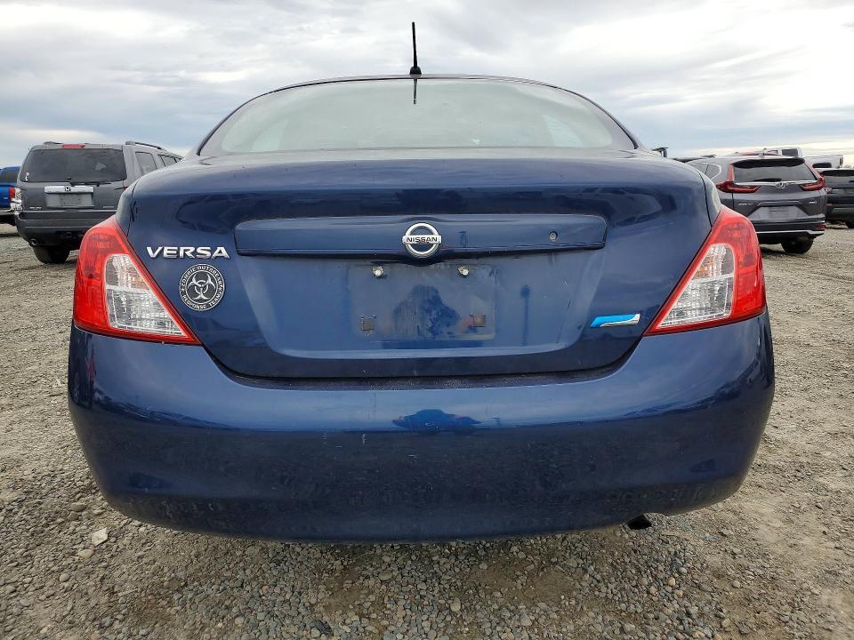 2014 Nissan Versa s