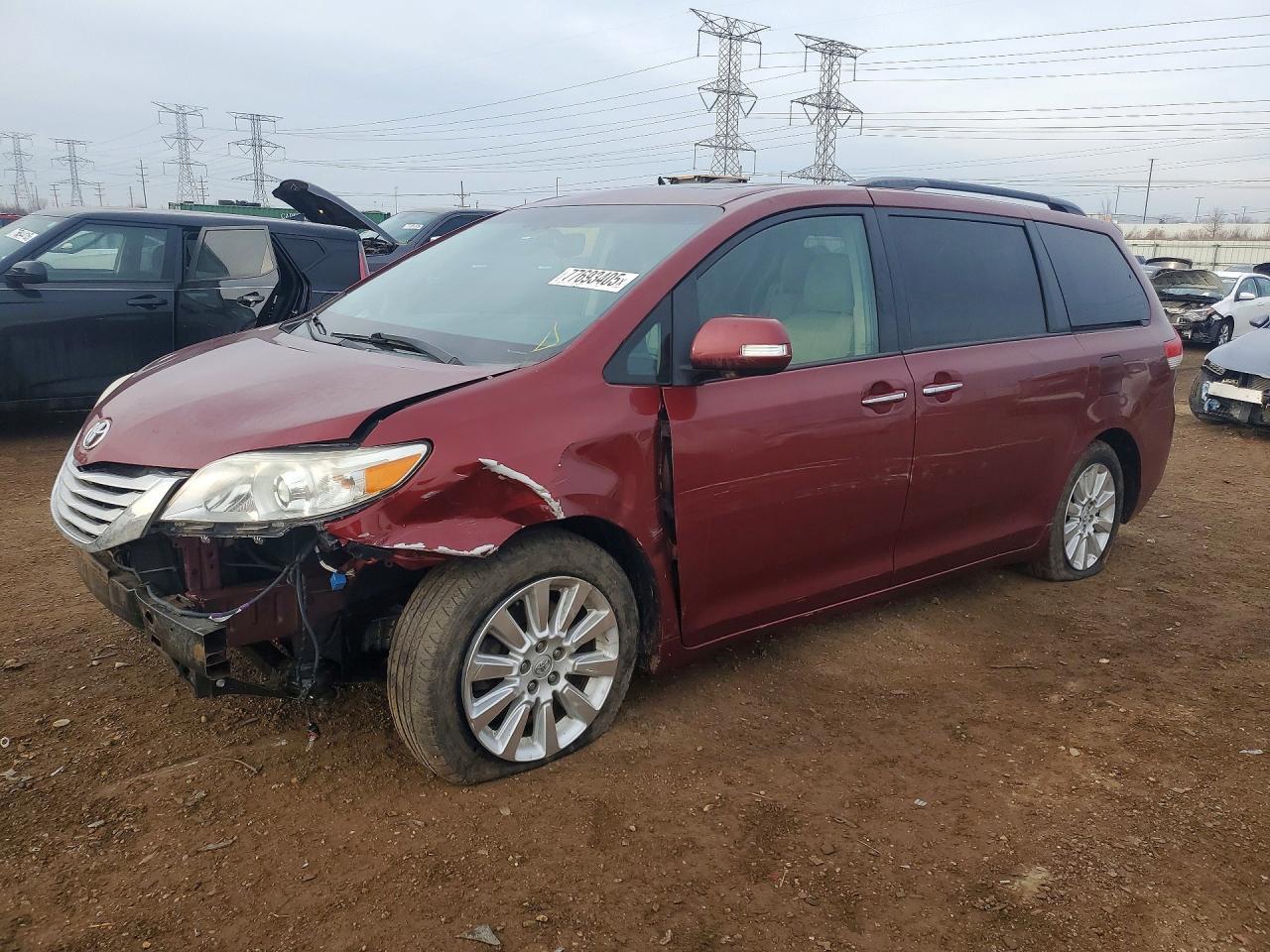 2014 Toyota Sienna xle Limited 7-passenger