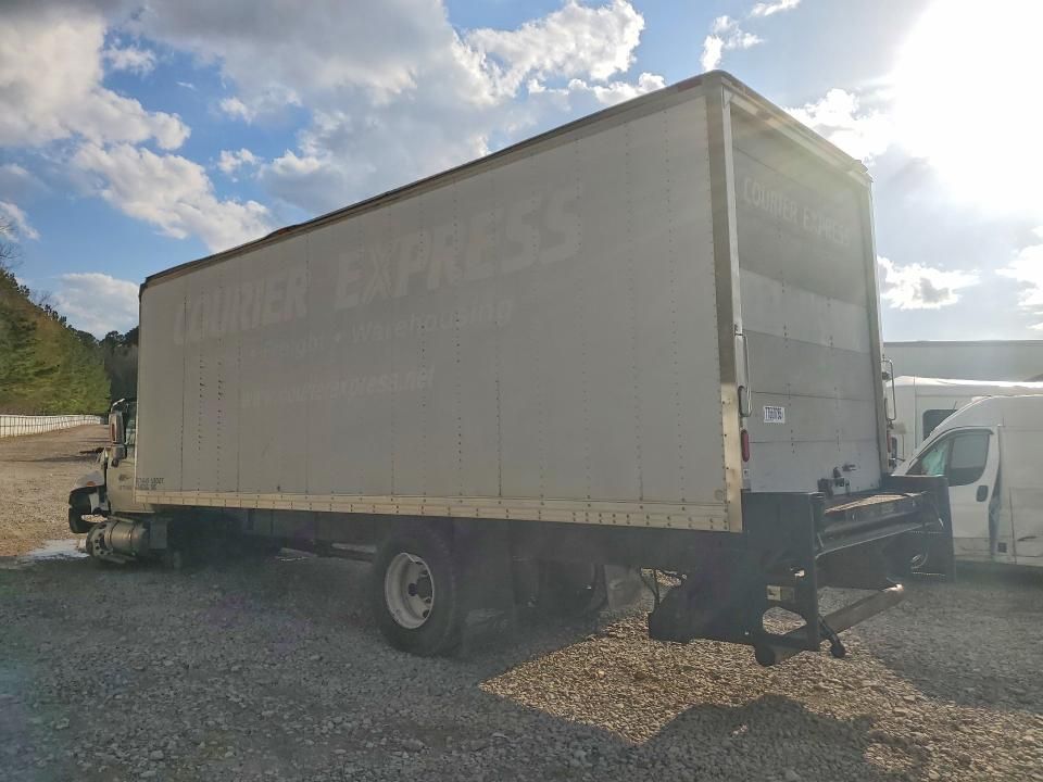 2017 International 4300 BOX Truck