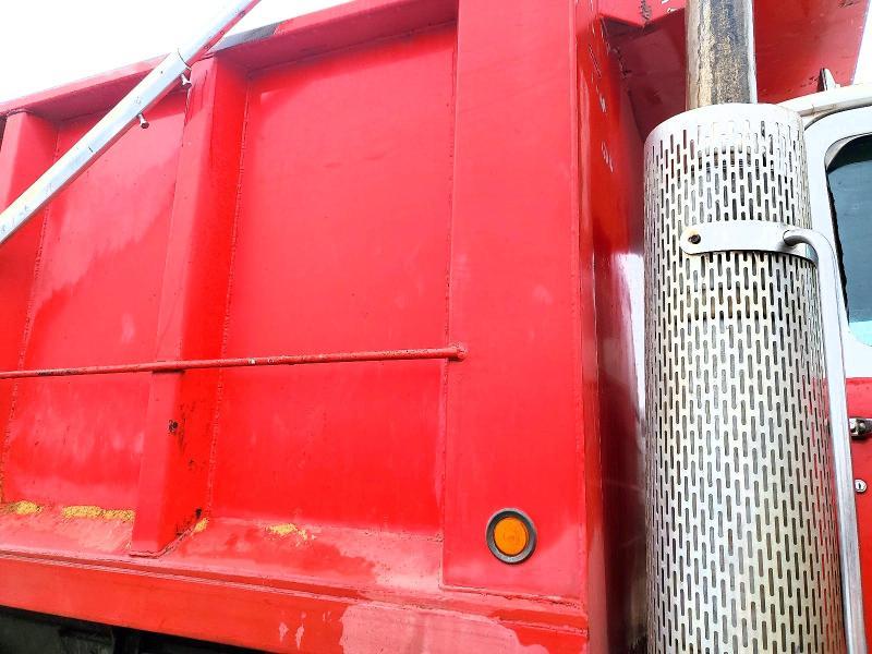 1997 Mack 600 RD600