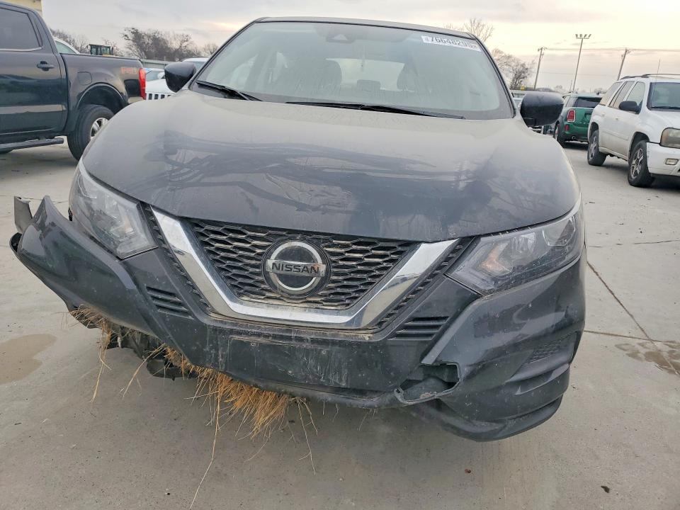 2022 Nissan Rogue Sport s