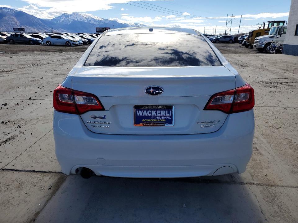 2015 Subaru Legacy 2.5i Premium
