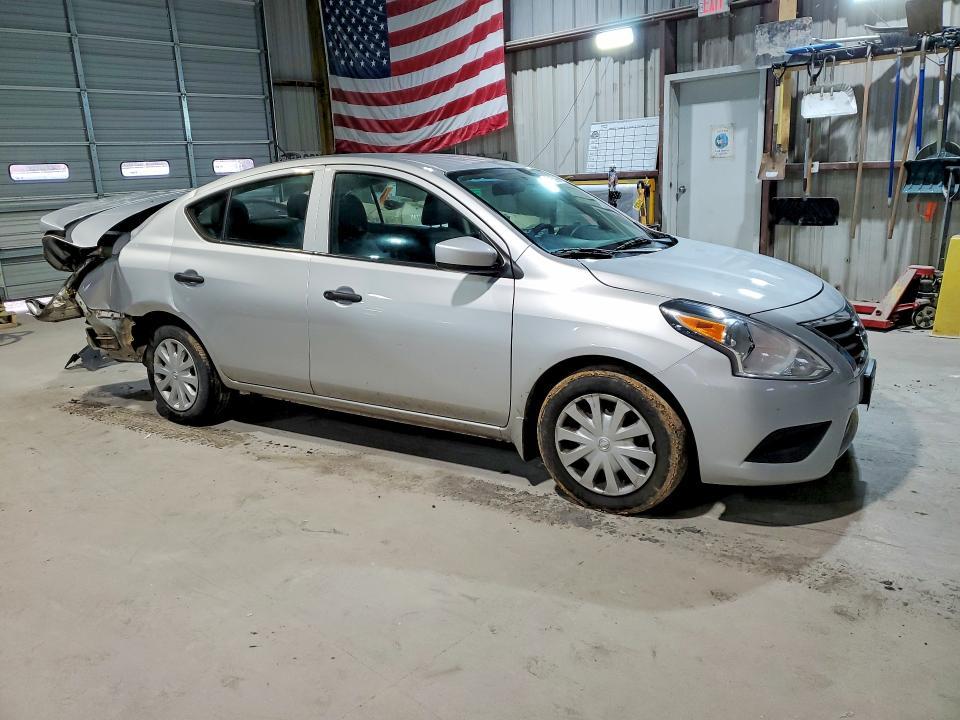 2018 Niss Versa s Plus