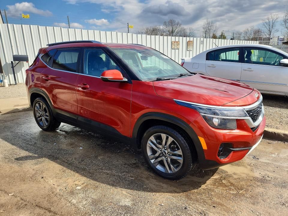 2023 KIA Seltos s