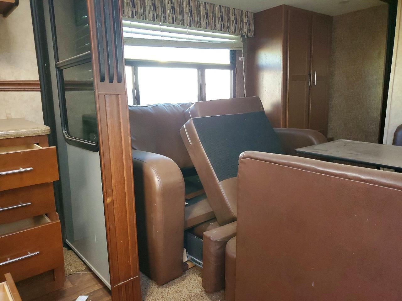2013 Komfort Recreational Vehicle (RV)