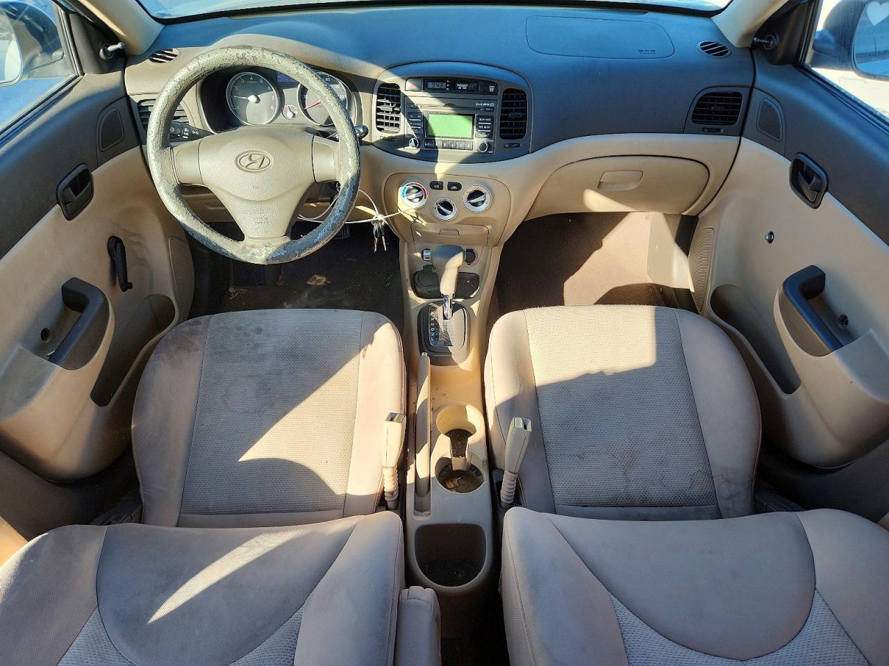 2010 Hyundai Accent gls