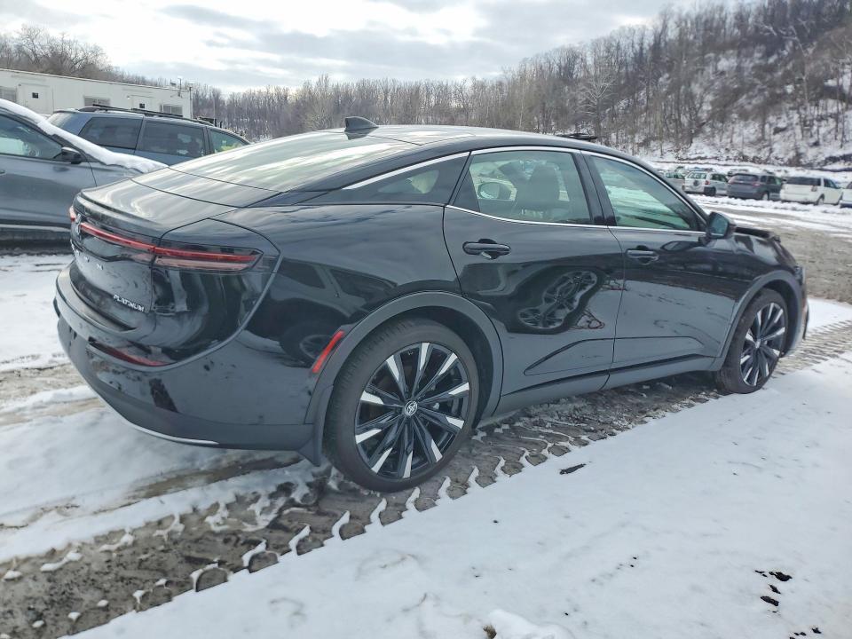 2026 Toyota Crown Platinum