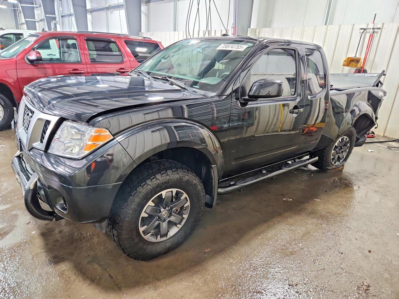 2017 Nissan Frontier sv