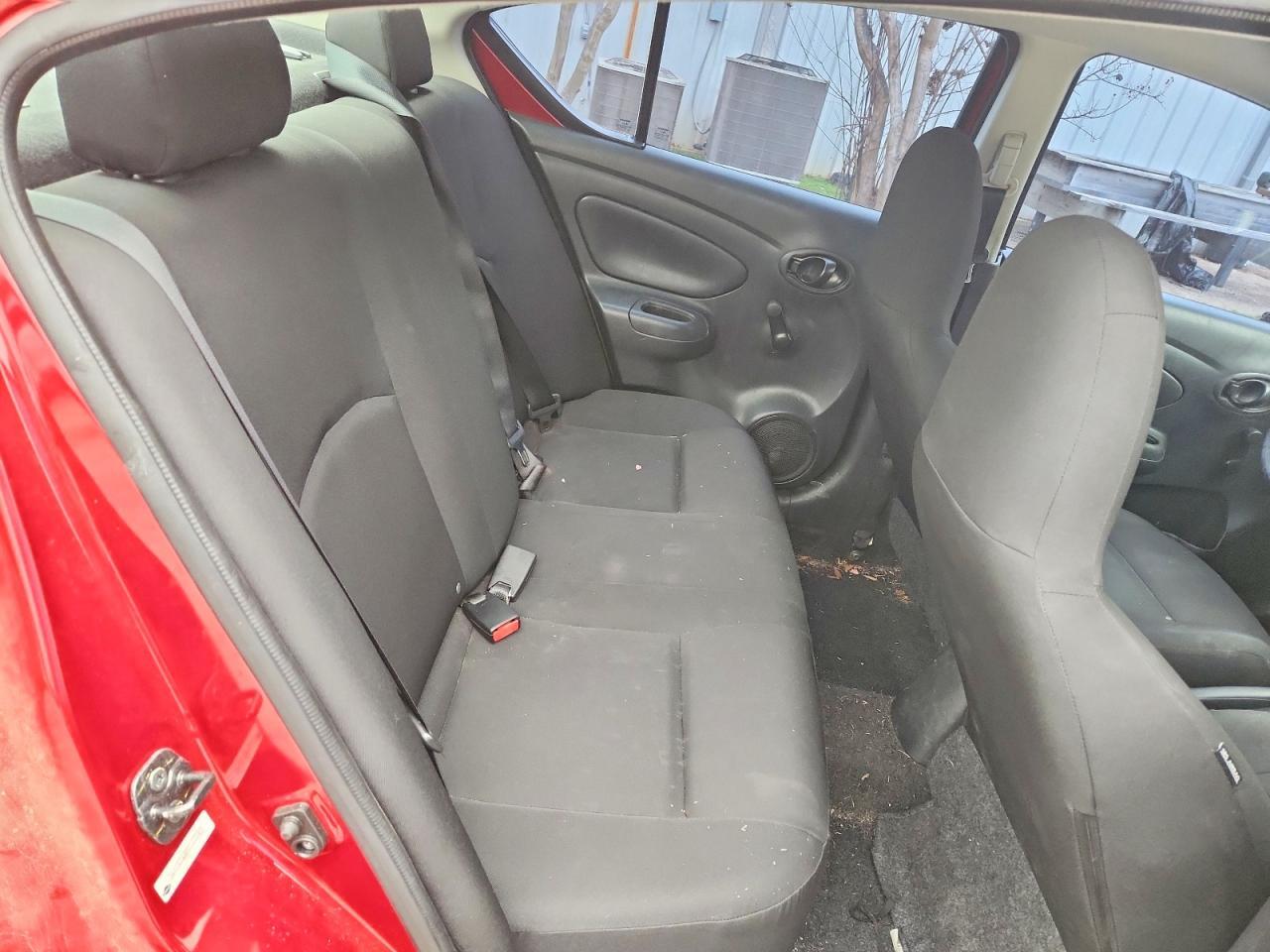 2015 Nissan Versa s
