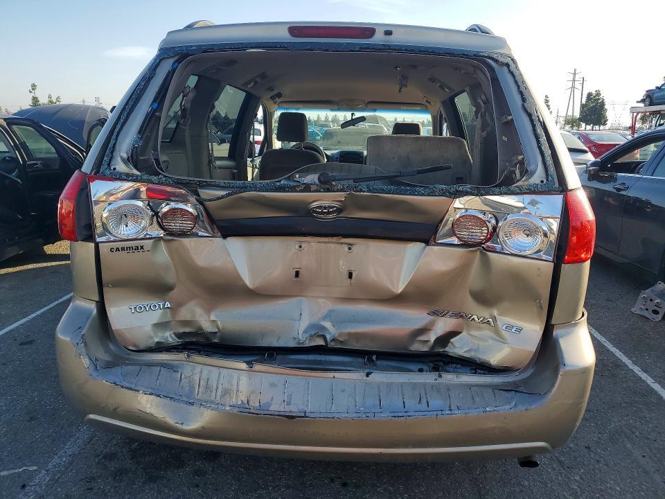 2009 Toyota Sienna ce