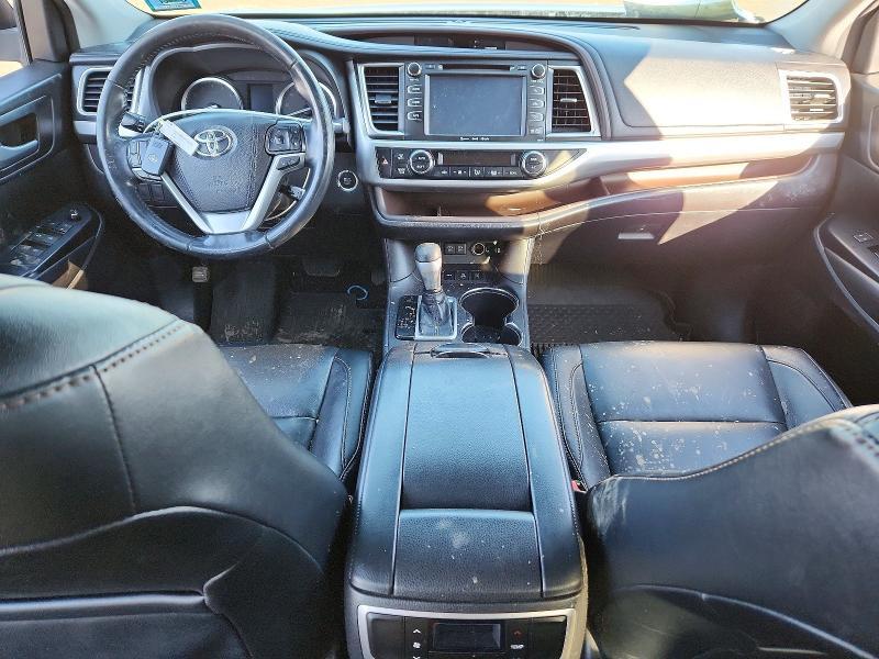 2018 Toyota Highlander se