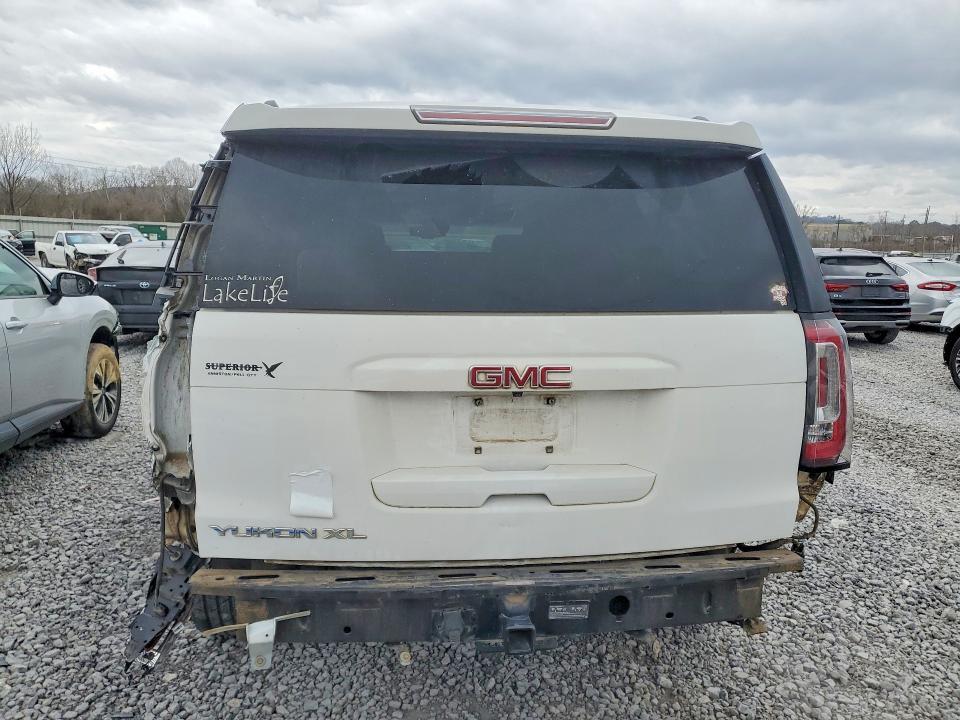 2017 GMC Yukon xl C1500 slt