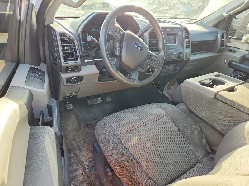 2022 Ford F350 Super Duty Flatbed Truck