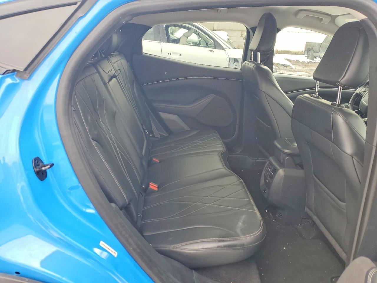 2022 Ford Mustang Mach-e Select