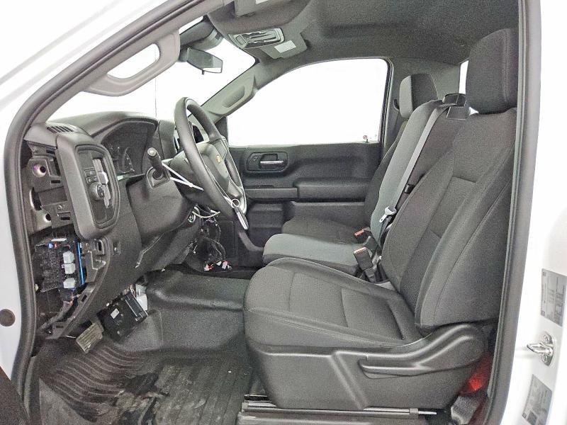 2025 Chevrolet Silverado C1500