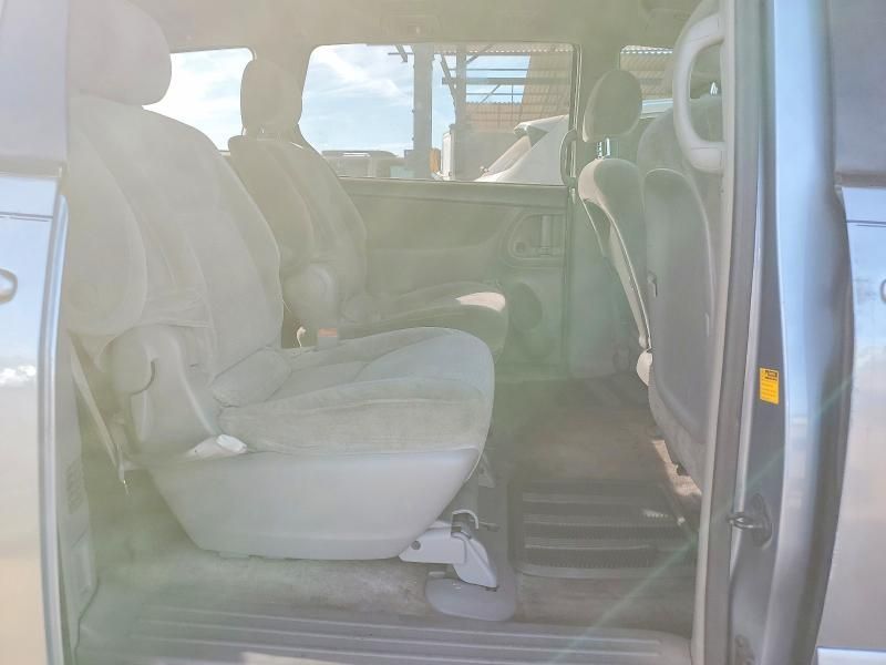 2008 Toyota Sienna ce