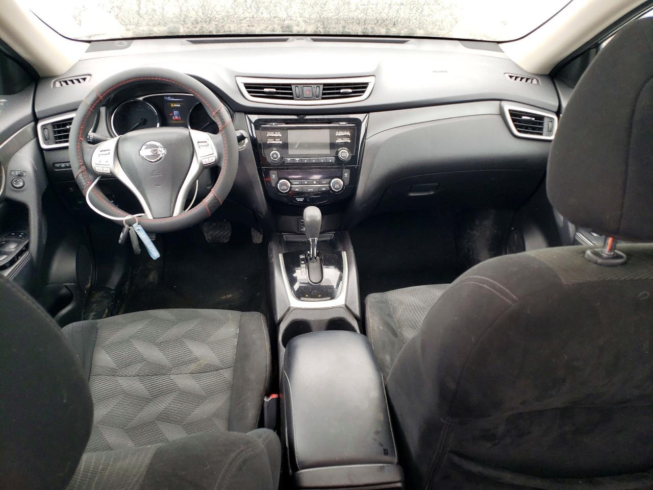 2015 Niss Rogue sv
