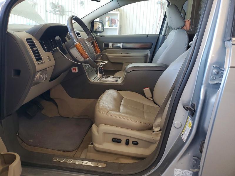 2007 Lincoln Townhouse MKX