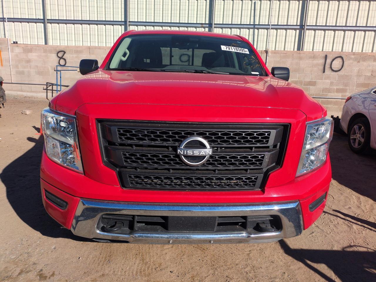 2023 Nissan Titan SV