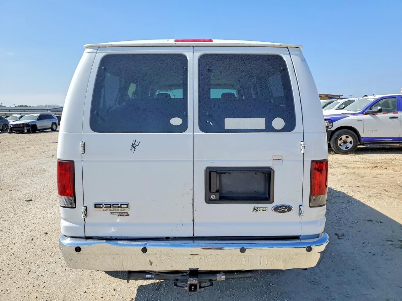 2011 Ford Econoline E350 Super Duty Wagon