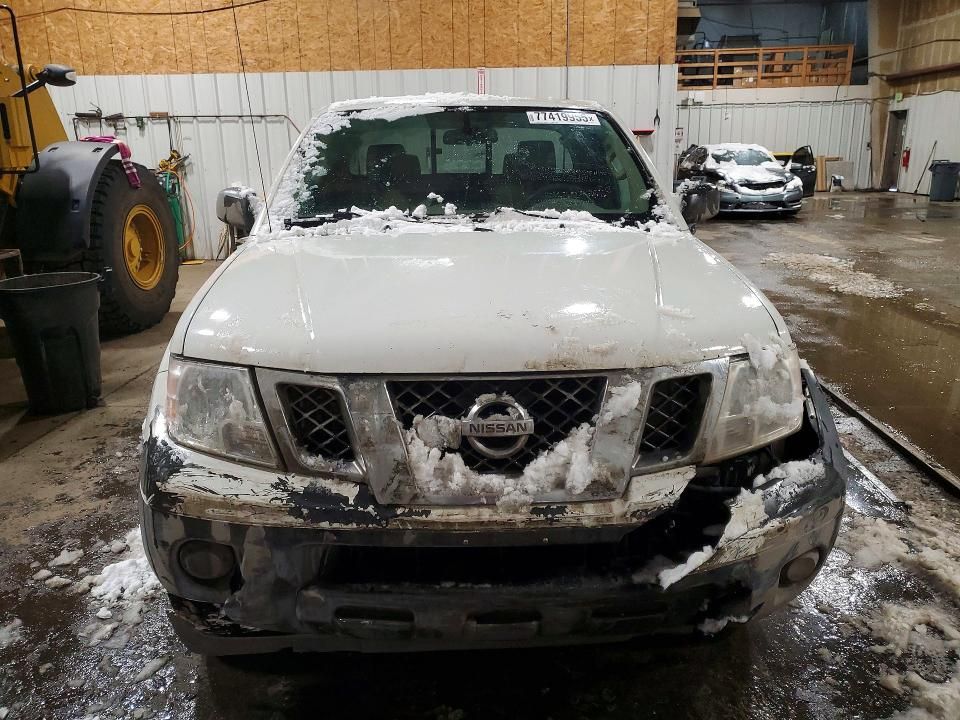 2016 Nissan Frontier SV