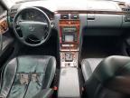 2000 Mercedes-Benz E 320