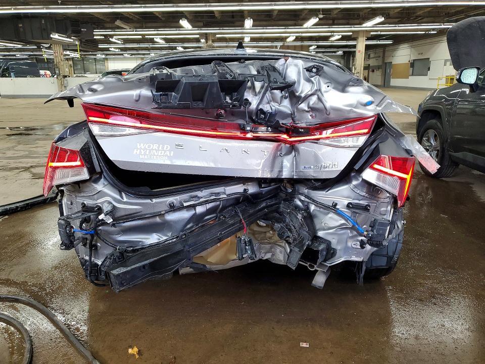 2023 Hyundai Elantra Blue