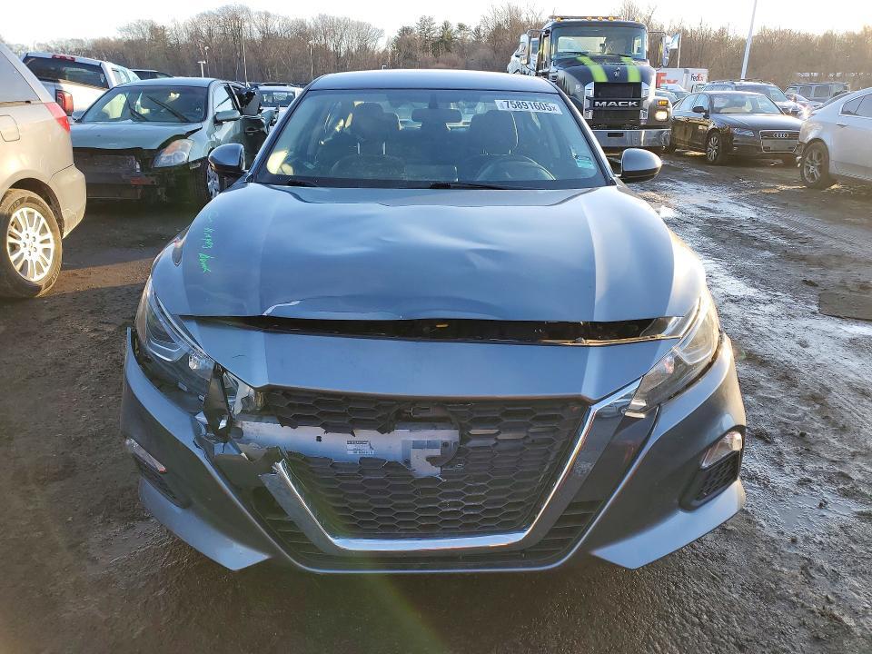 2020 Nissan Altima s