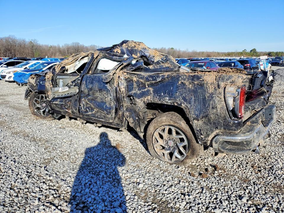 2022 GMC Sierra K1500 SLT