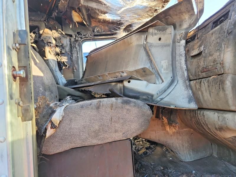 2013 Kenworth T660 Semi Truck