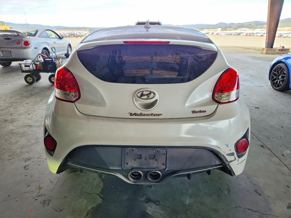 2013 Hyundai Veloster Turbo