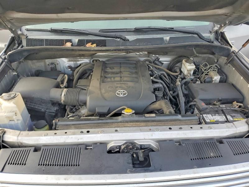 2014 Toyota Tundra Crewmax Platinum