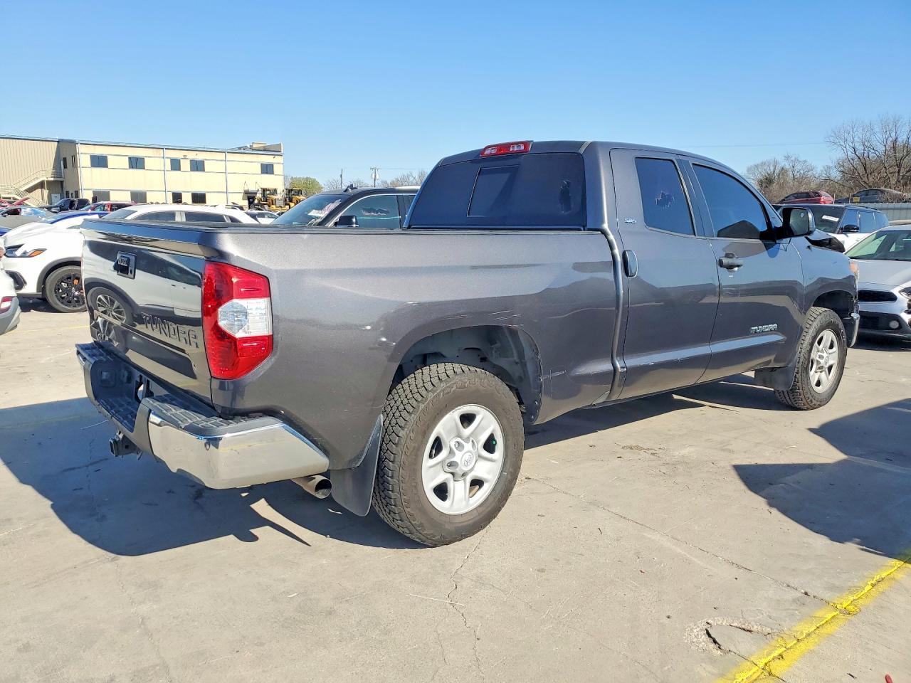 2018 Toyota Tundra SR5