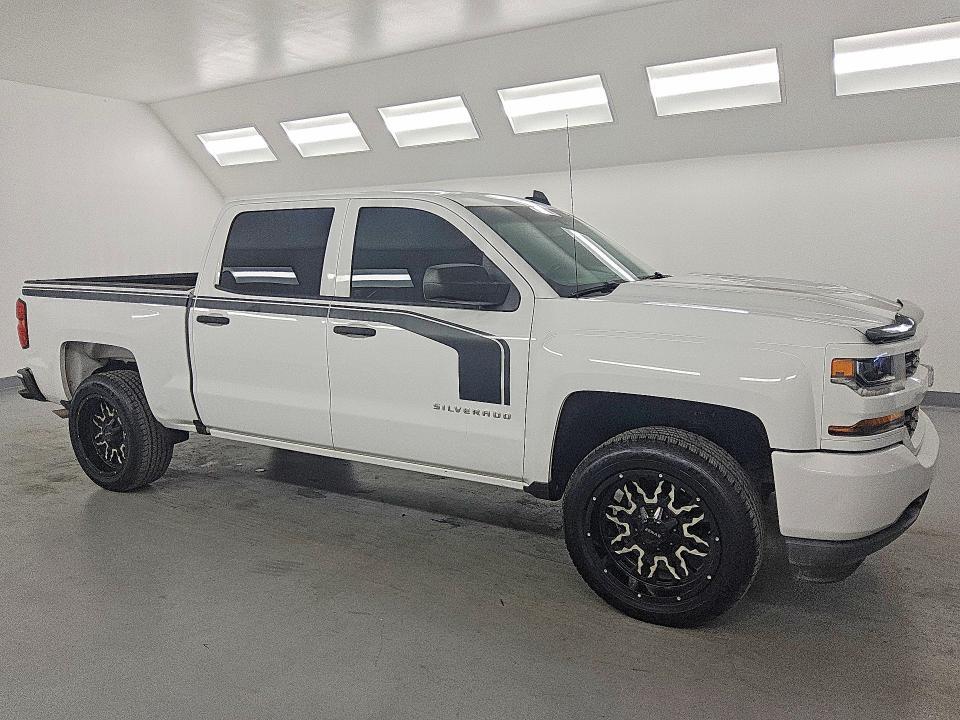 2018 Chevrolet Silverado C1500 Custom