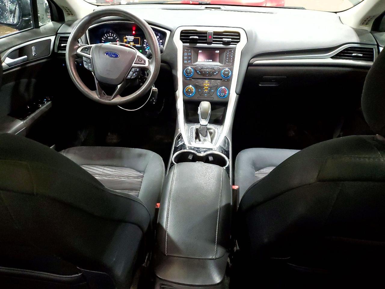 2016 Ford Fusion se