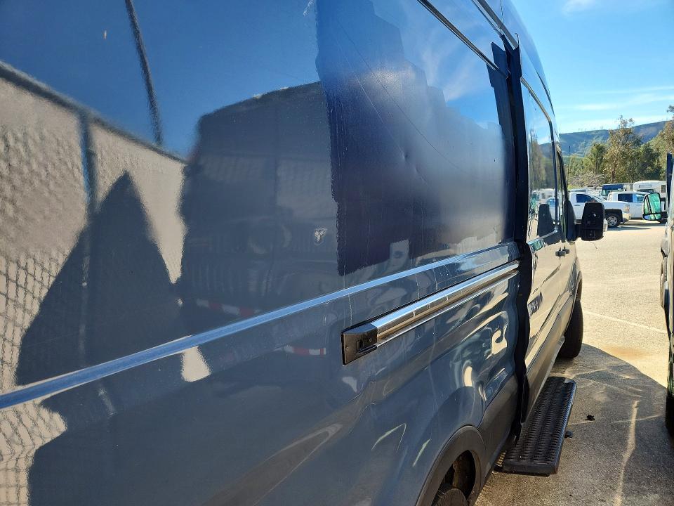 2020 Ford Transit 250 Delivery van