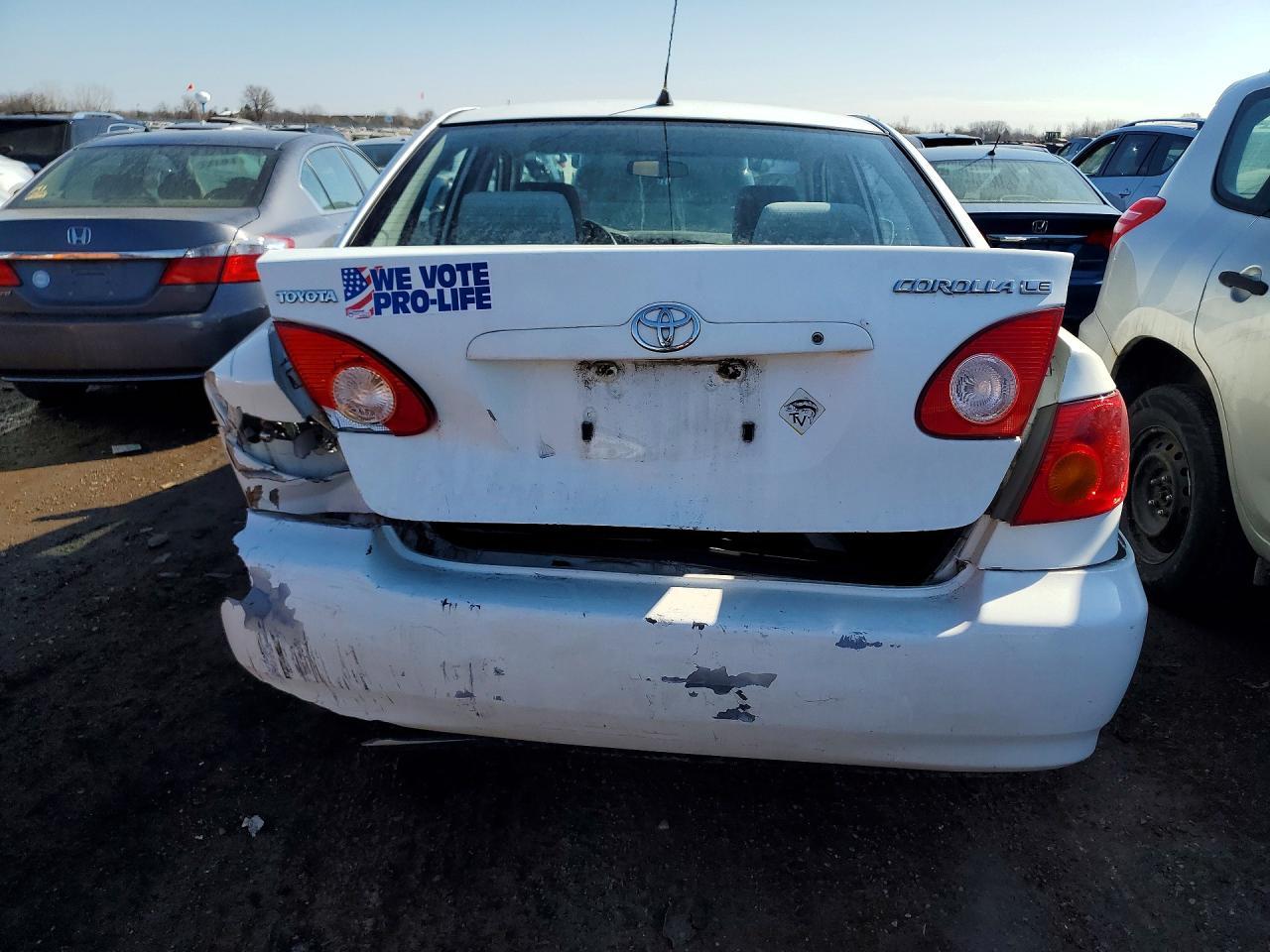 2003 Toyota Corolla le
