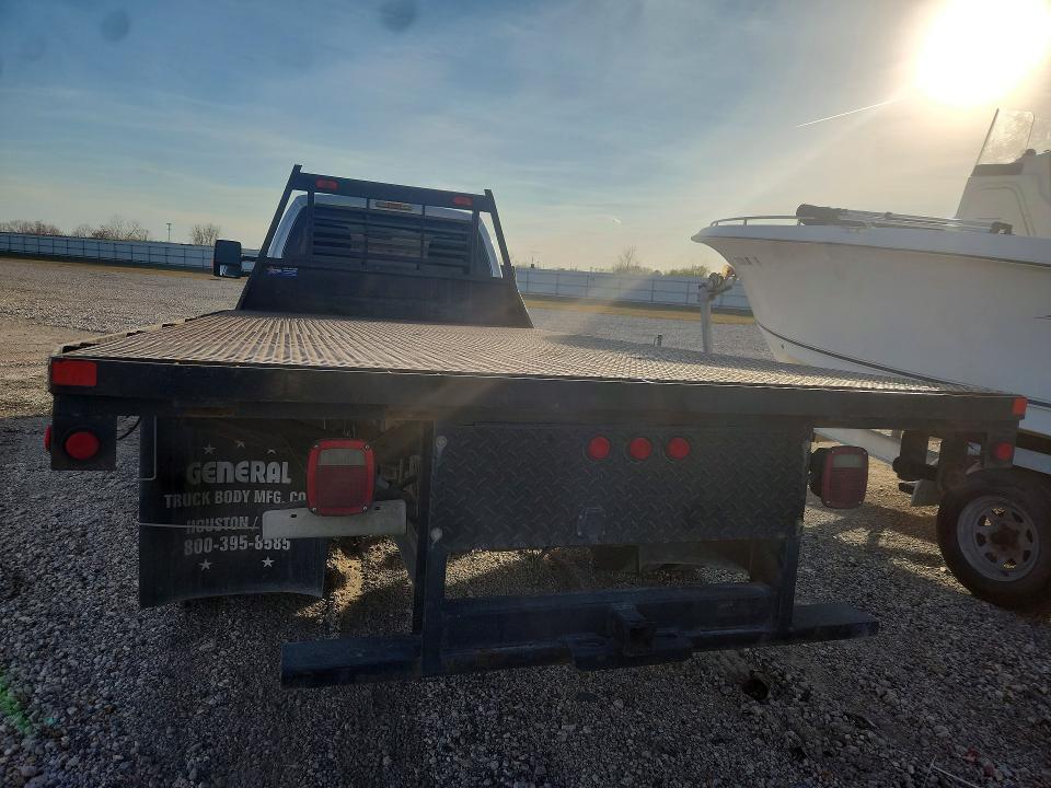 2014 Ford F450 Super Duty Flatbed Truck
