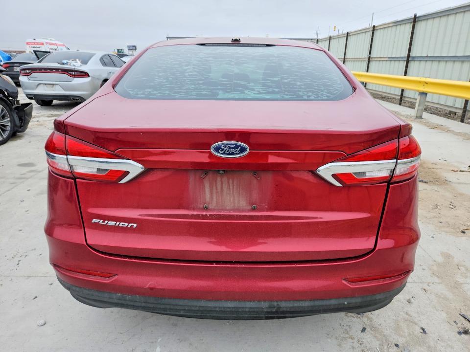 2019 Ford Fusion s